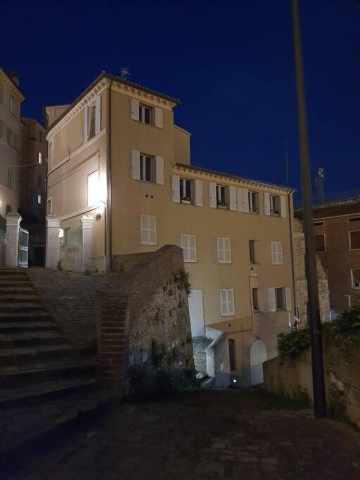 La Finestra Sul Porto Apartment Ancona Exterior foto